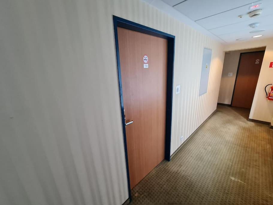 شقة وارسو  في 10Q - Z6 Apartament 704 المظهر الخارجي الصورة