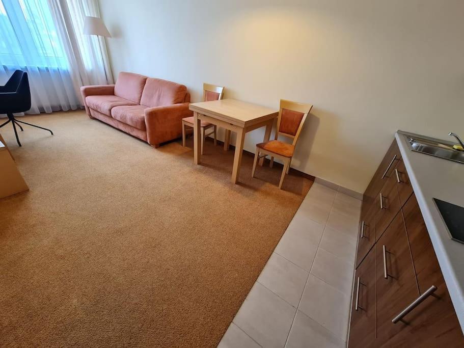 شقة وارسو  في 10Q - Z6 Apartament 704 المظهر الخارجي الصورة